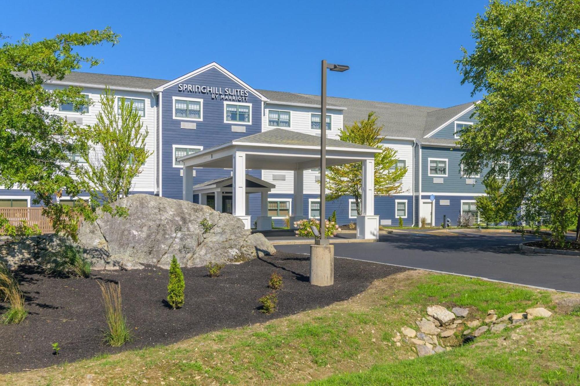 Springhill Suites By Marriott Freeport Brunswick Exterior photo